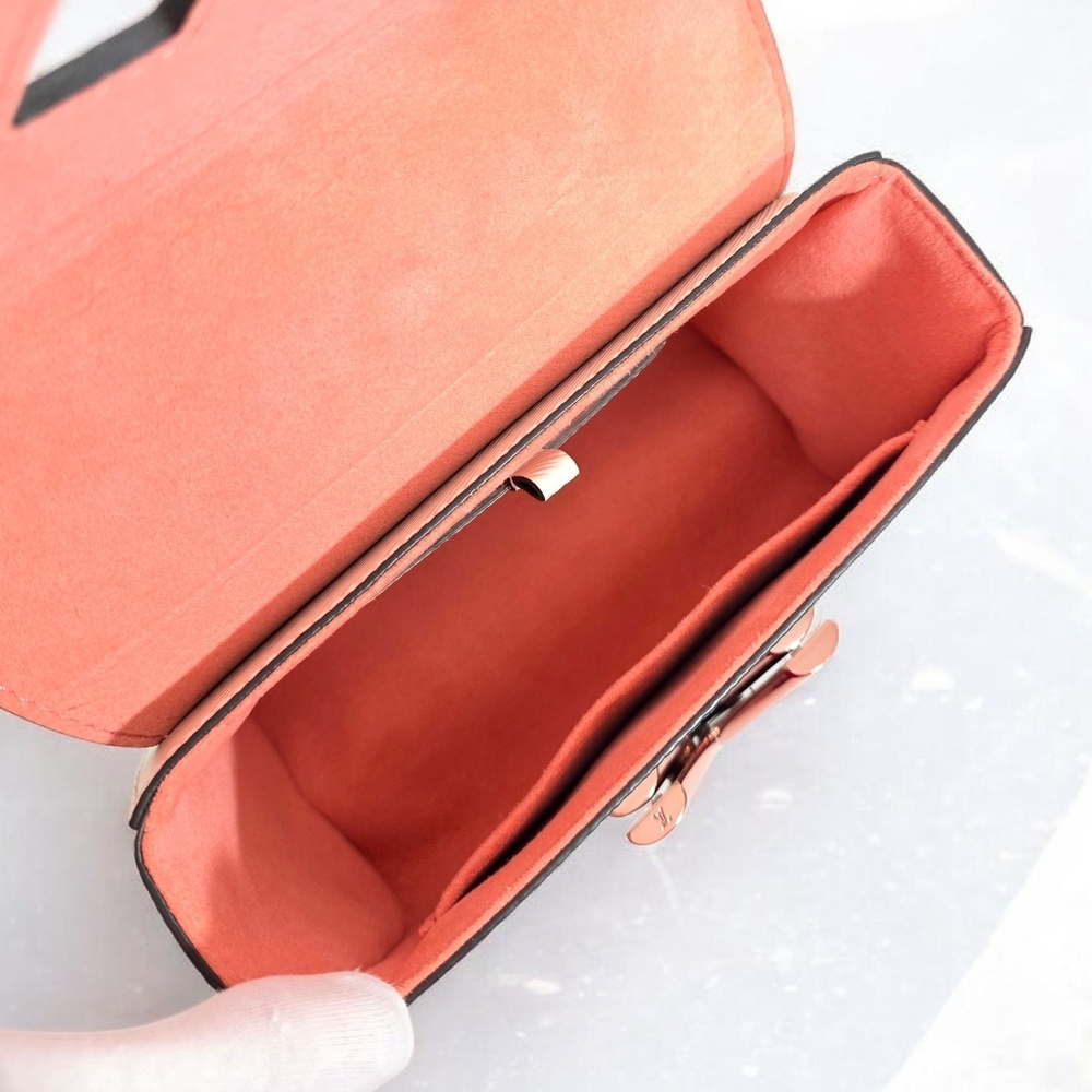 ✨️Like New - Authentic Louis Vuitton Twist PM Epi White/Pink Limited Edition - Picture 11 of 17